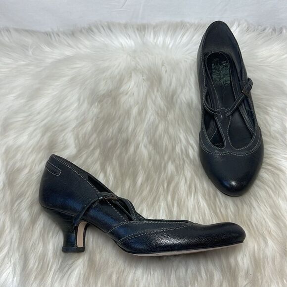 Clarks Shoes - Clarks Black T-Strap Low Heel Pumps for Women